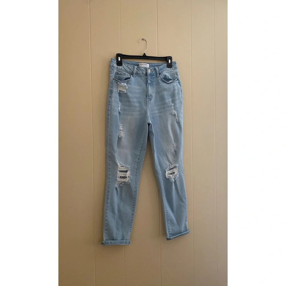 💎Ripped High Waisted Mom Jeans🌹 - Picture 4 of 9